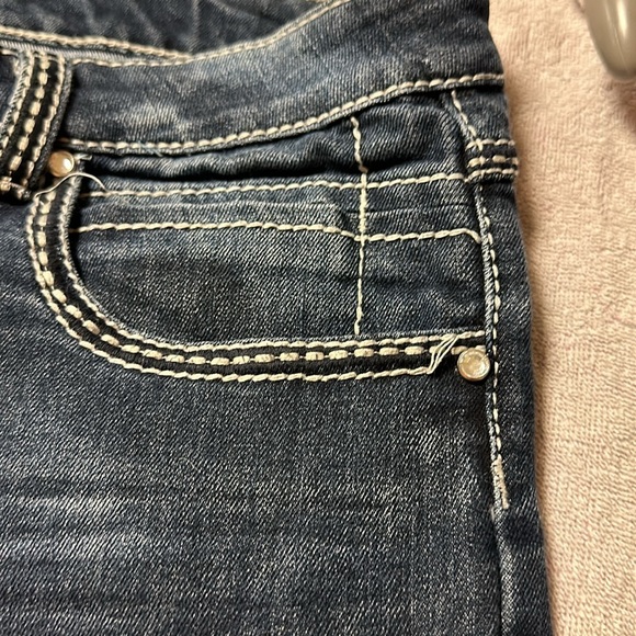 Jeans - Picture 3 of 8